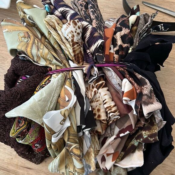 Fabric bundle over 3 lbs. assorted scrap fabrics for craft and sewing stretch fa - Picture 1 of 5
